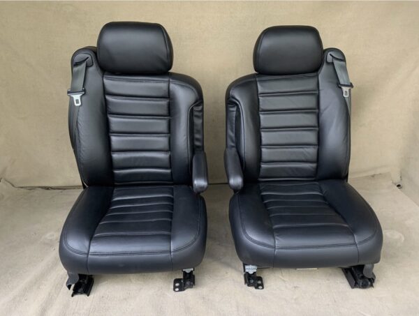 2003-2007 Hummer H2 Front Seats