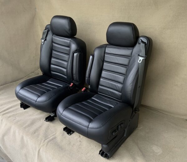 2003-2007 Hummer H2 Front Seats