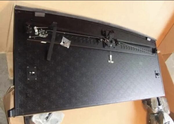 2005-2009 H2 SUT Tonneau Cover