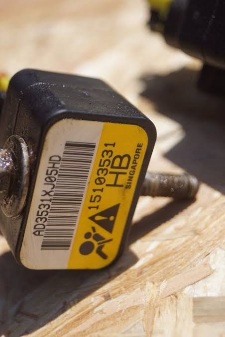 2003-2009 Hummer H2 Airbag Sensor