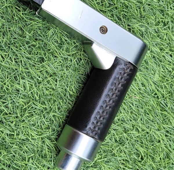 Hummer Console Handle