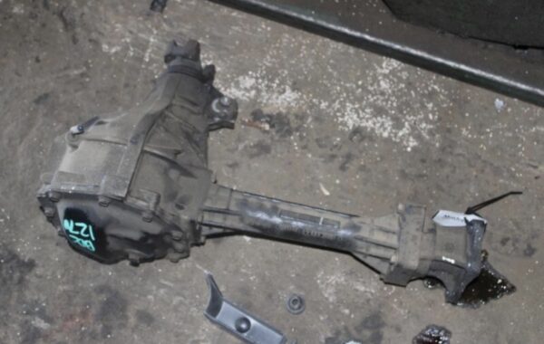 Hummer H3 Alpha front differential